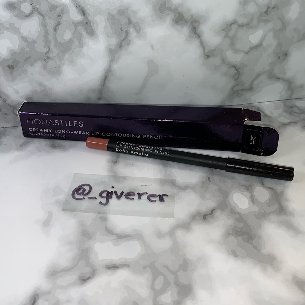 Dona Amelia FIONA STILES Lip Contouring Pencil